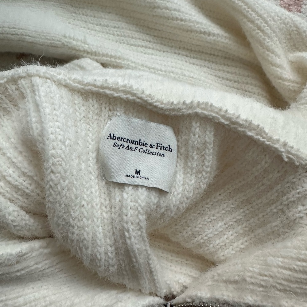 Abercrombie & Fitch Cream Quarter Zip Fuzzy Sweater - Picture 3 of 3